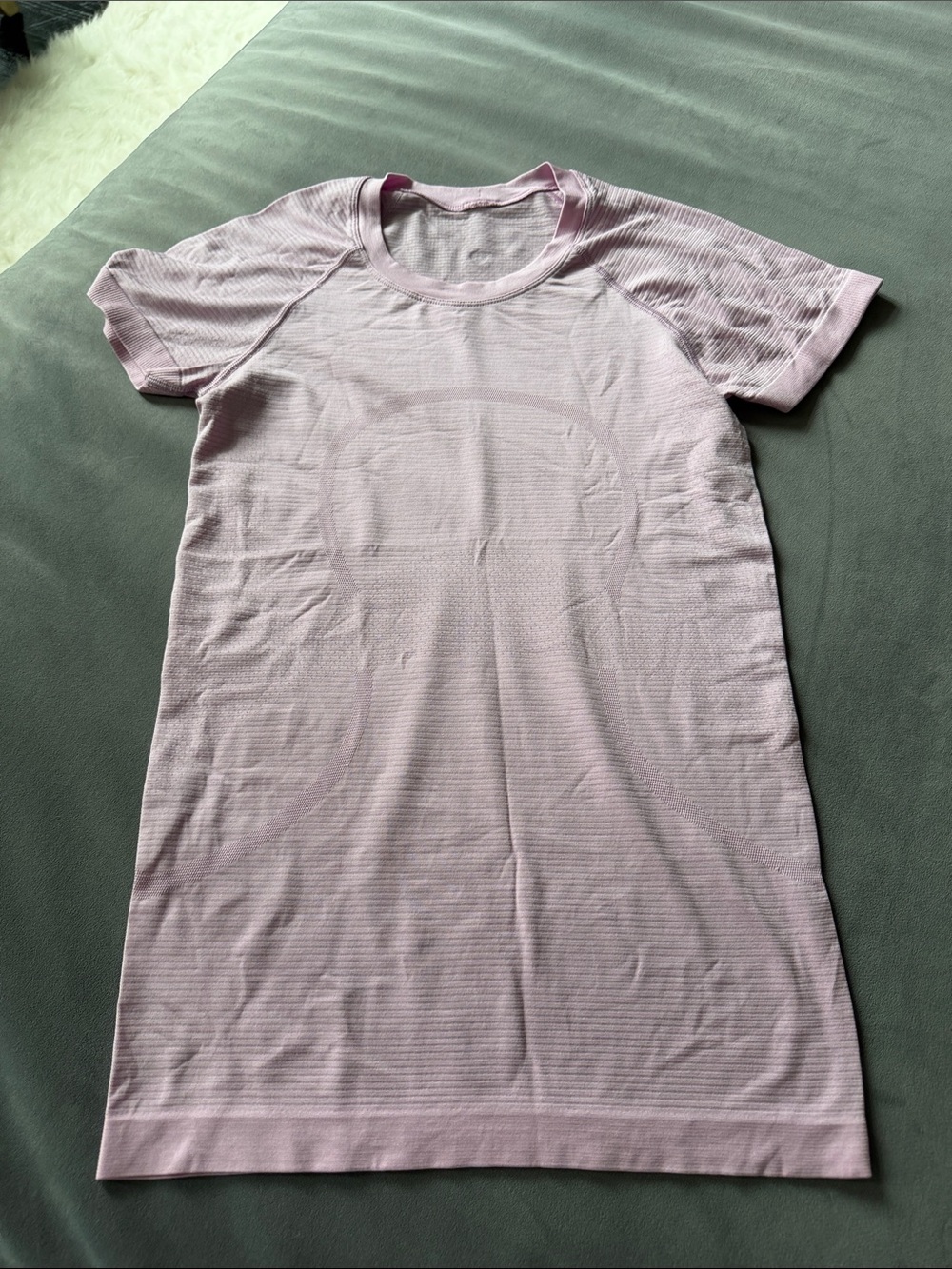 NWOT Lululemon, swiftlytech Lightweight Crewneck Shirt in Light Pink